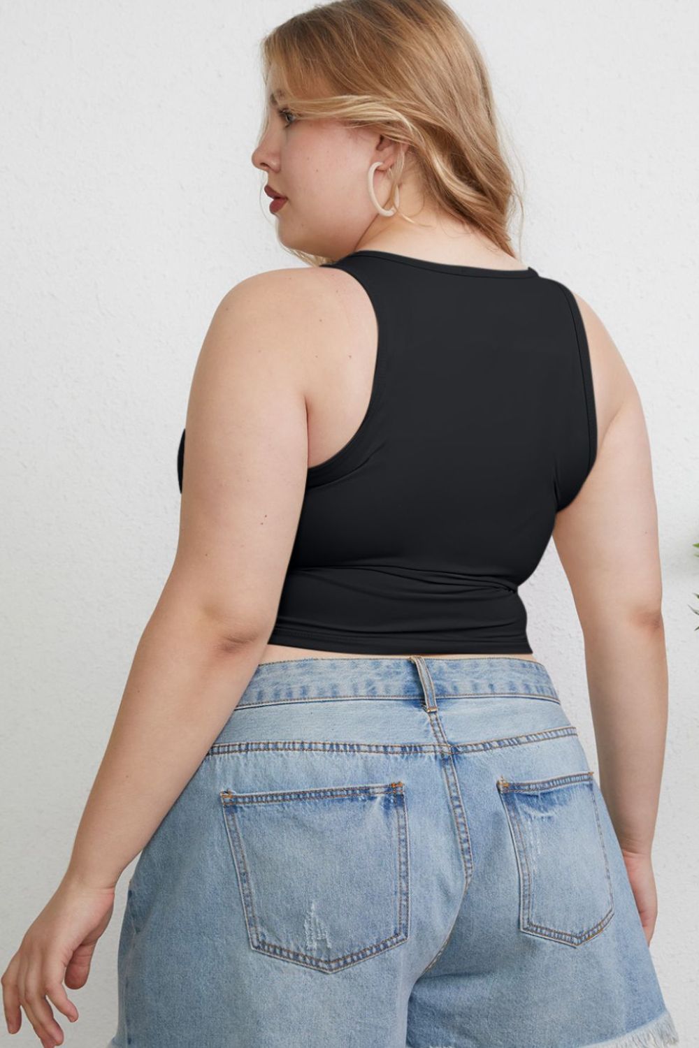 Basic Bae Full Size Round Neck Slim Tank - Bella Blue Styles