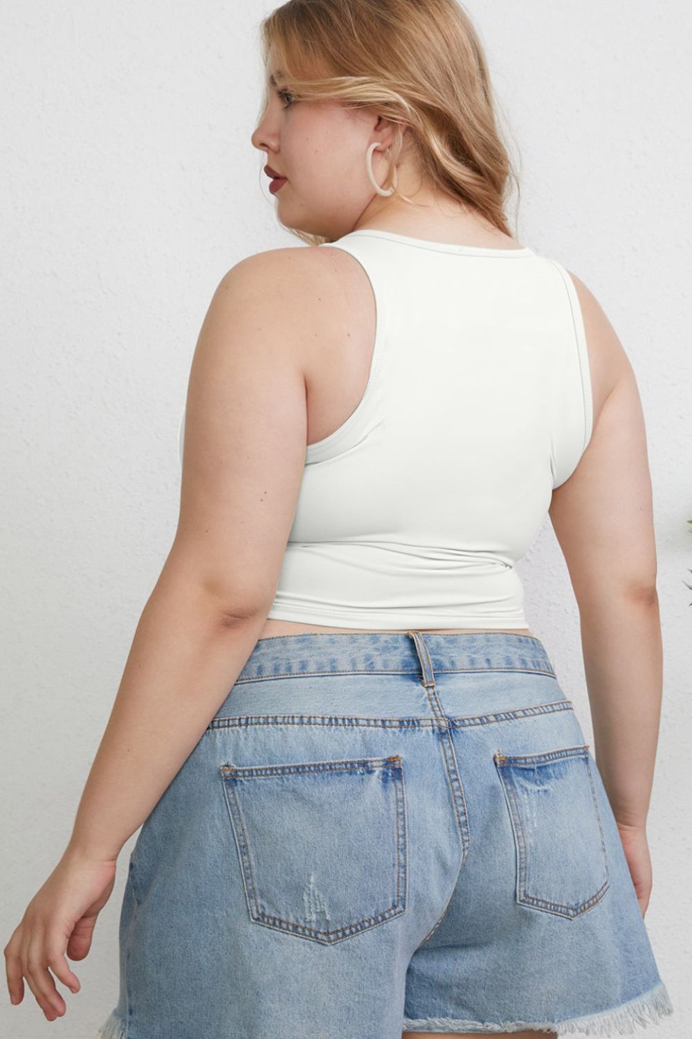 Basic Bae Full Size Round Neck Slim Tank - Bella Blue Styles